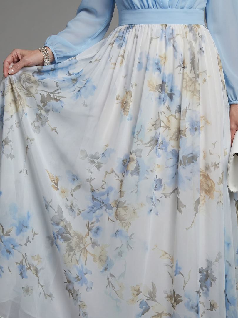 Nayeli Vestido largo con falda floral en azul claro