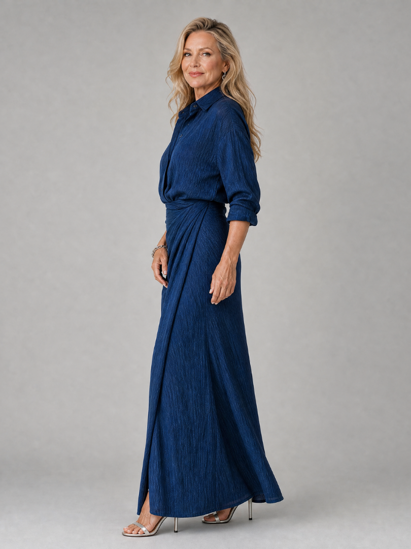 Ana Cristina Vestido largo en azul mezclilla con falda cruzada
