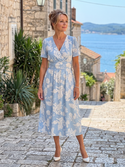 Leticia Vestido midi con estampado floral en azul claro