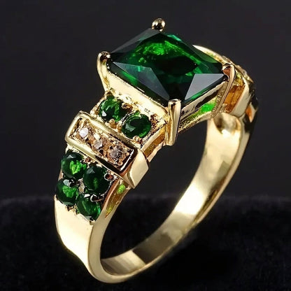Anillo Esmeralda Fascinante