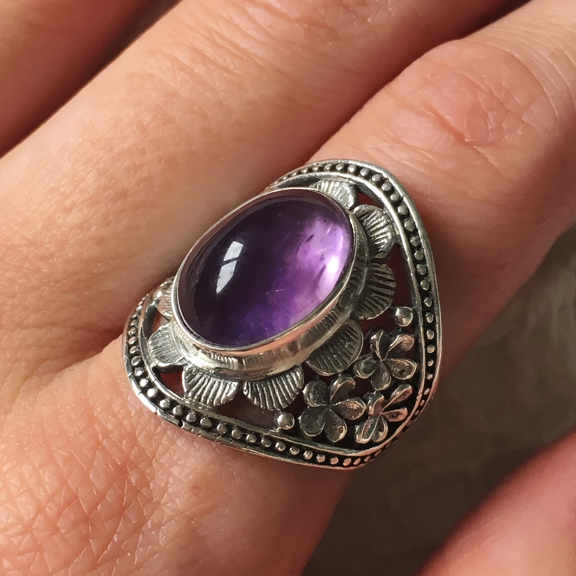 Anillo Hyda en Ágata y Amatista