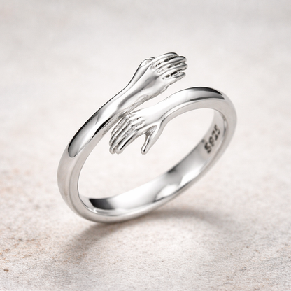 Anillo ajustable en estilo abrazo de plata