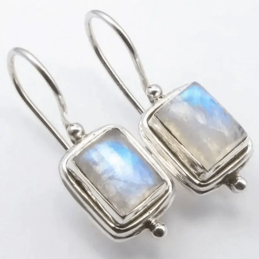 Aretes "Artemis" con piedras lunares