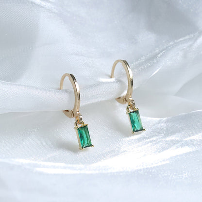 Aretes Elegantes Louisa con Esmeralda