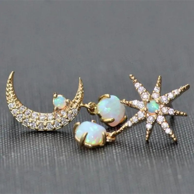 Aretes Luna y Estrella de Oro y Ópalo