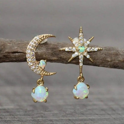 Aretes Luna y Estrella de Oro y Ópalo