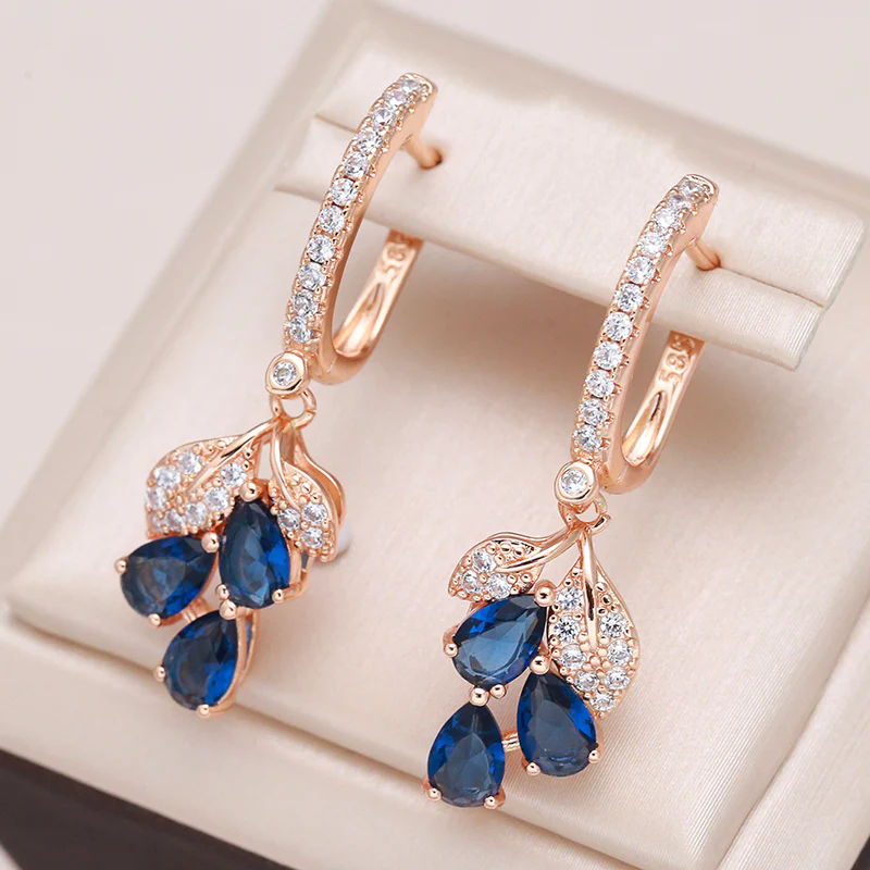 Aretes colgantes con cristales azules