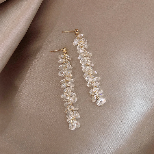 Aretes con colgante de oro con zirconia
