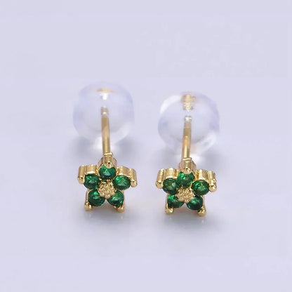 Aretes con diseño floral delicado