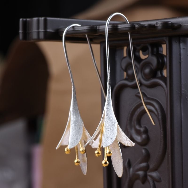 Aretes de flores de plata