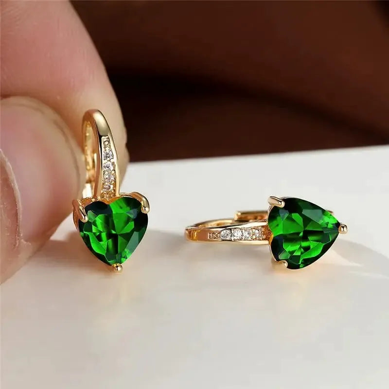 Aretes de piedra en forma de corazón esmeralda