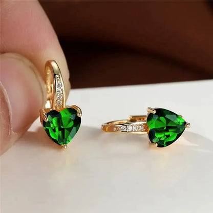 Aretes de piedra en forma de corazón esmeralda