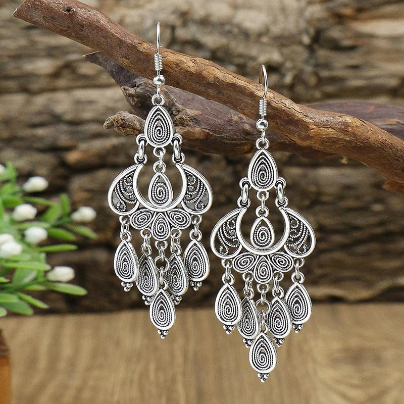 Aretes de plata antigua con colgante