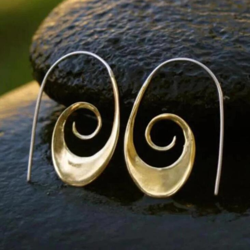 Aretes espirales bohemios de oro y plata
