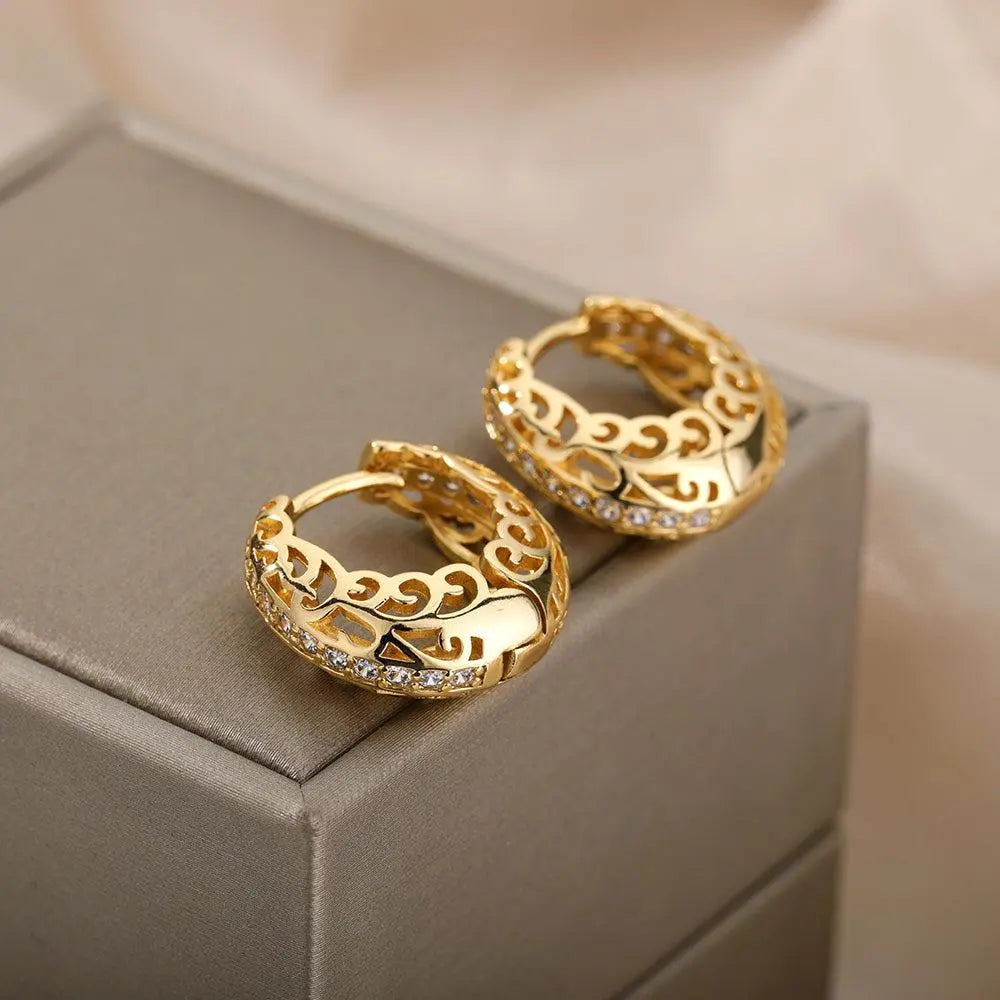 Aretes mandala minimalistas de oro