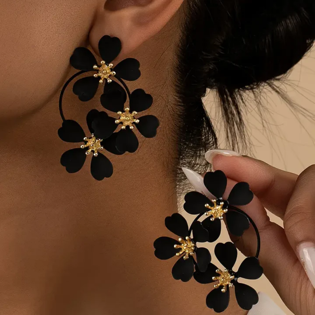 Aretes retro colgantes con flores negras