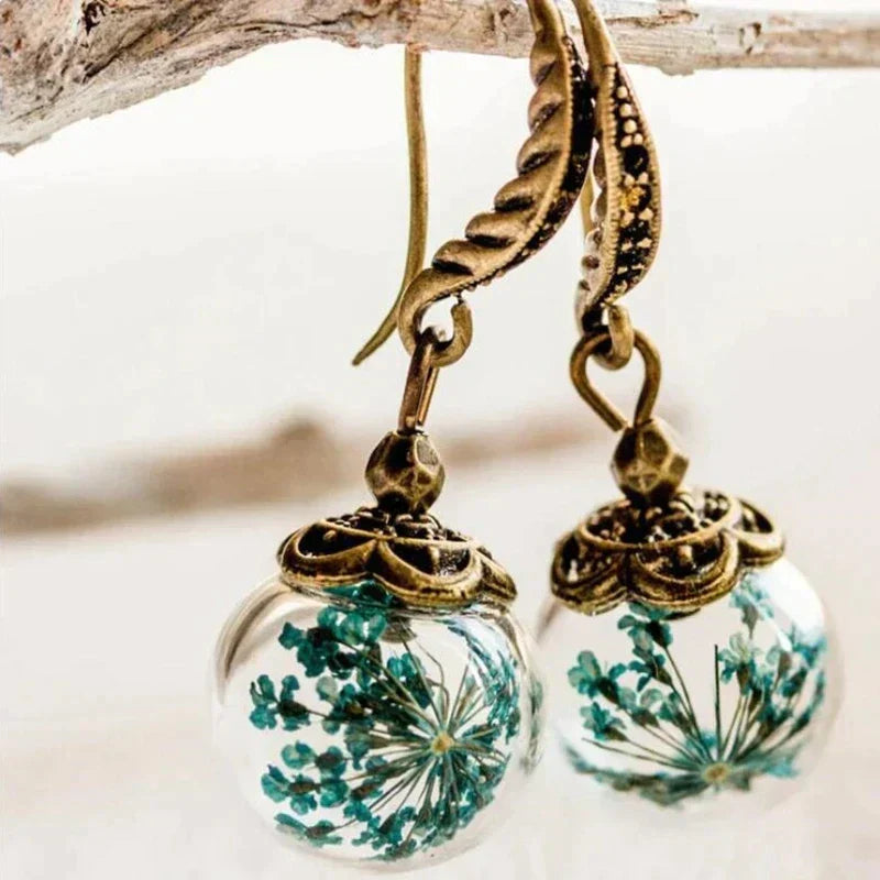 Aretes retro de flores en oro antiguo