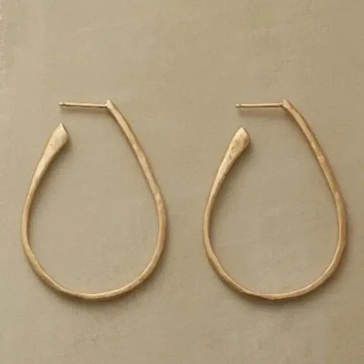Aretes retro de oro con forma de oso