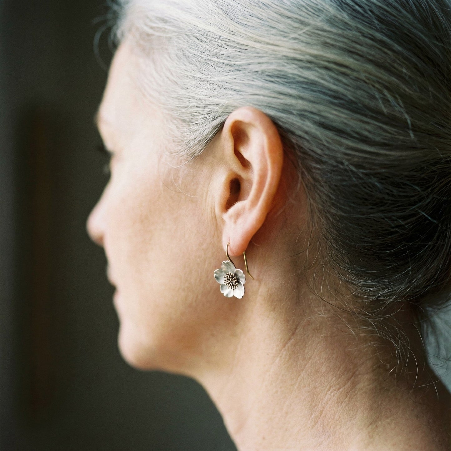 Aretes retro de plata y oro con flores
