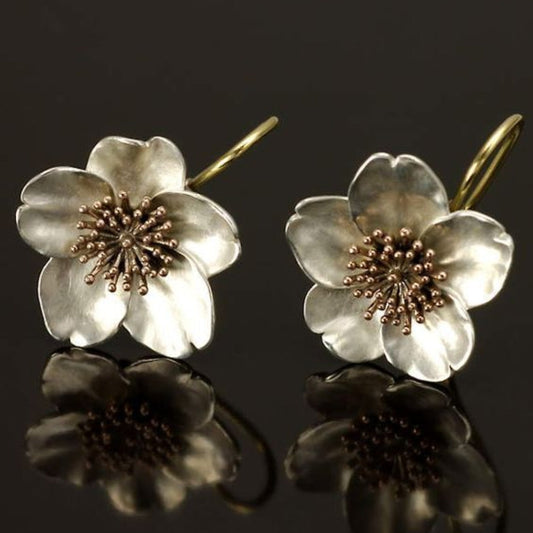 Aretes retro de plata y oro con flores
