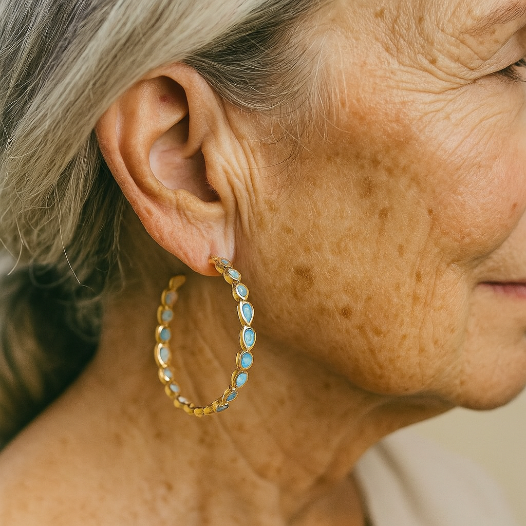 Aretes retro dorados con ópalo azul
