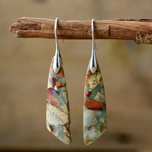 Aretes vintage con piedras naturales