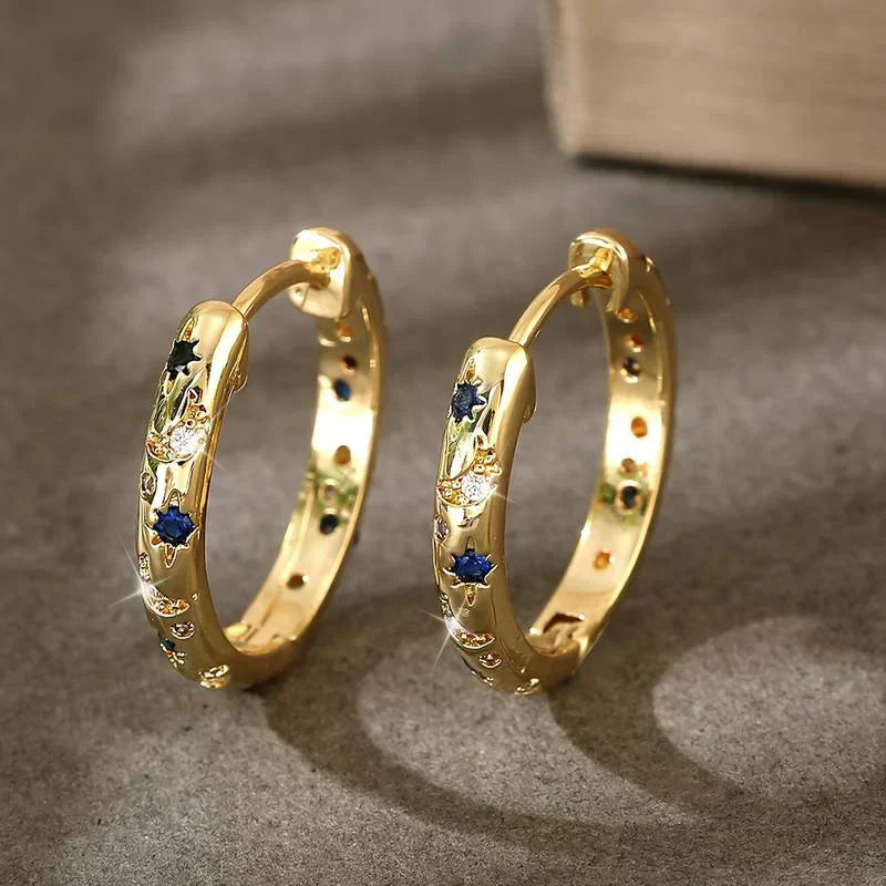 Aretes vintage de oro con un brillo intenso