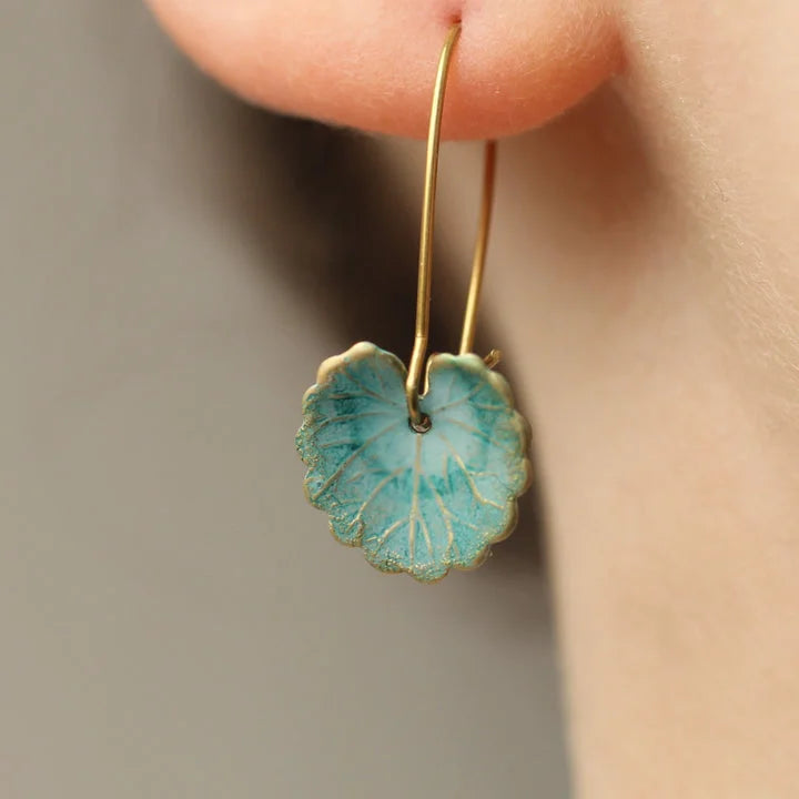 Aretes vintage en forma de hoja azul