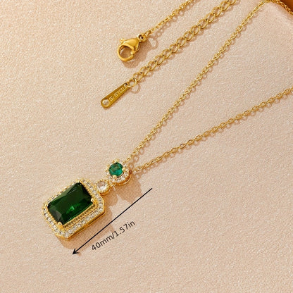 Collar Greta con piedra de esmeralda