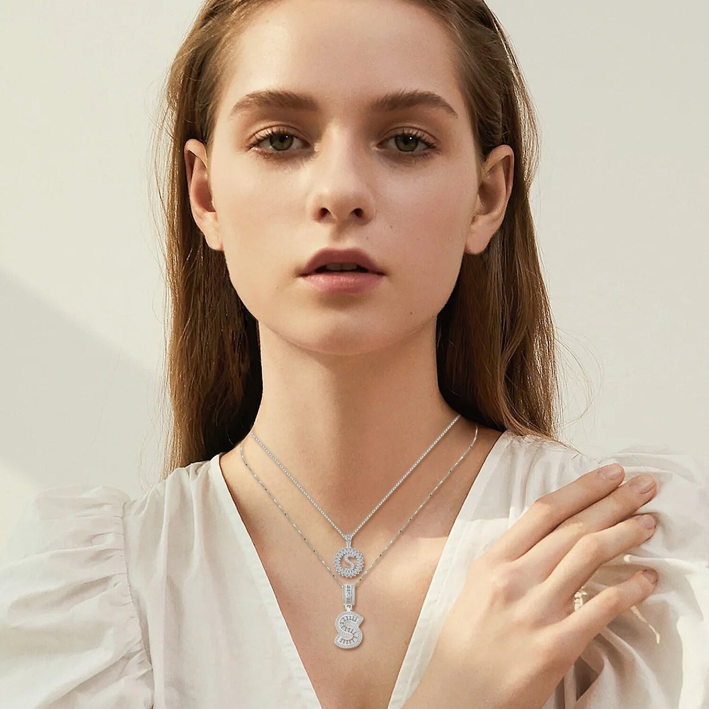 Collar con iniciales