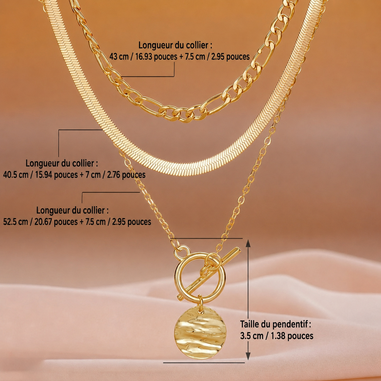 Collar de capas con piezas y una estructura