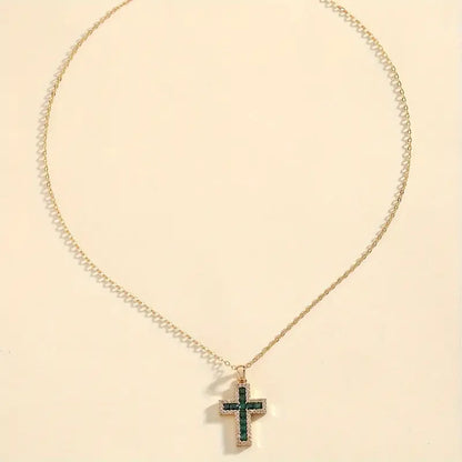 Collar de oro con cruz de esmeralda