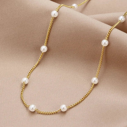 Collar de oro con perla natural