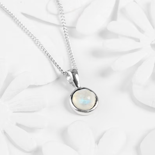 Collar de piedra de luna en plata