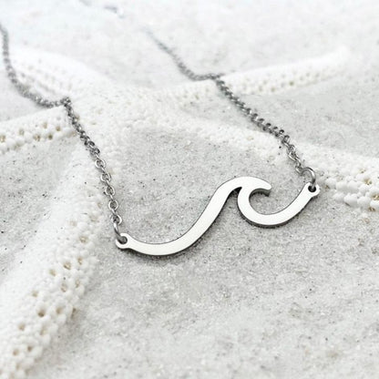 Collar de plata del mar