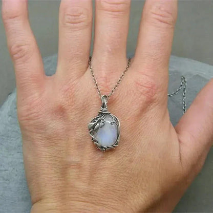 Collar en Luna - Colgante de Hilo