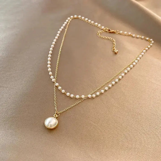 Collar lujoso con perlas de oro