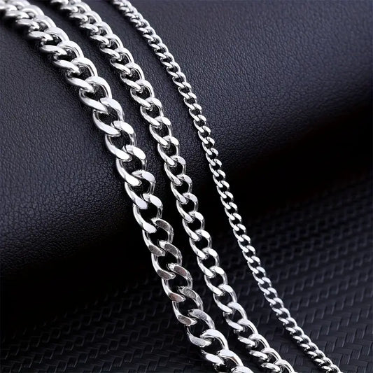 Collar minimalista con cadena cubana para hombres