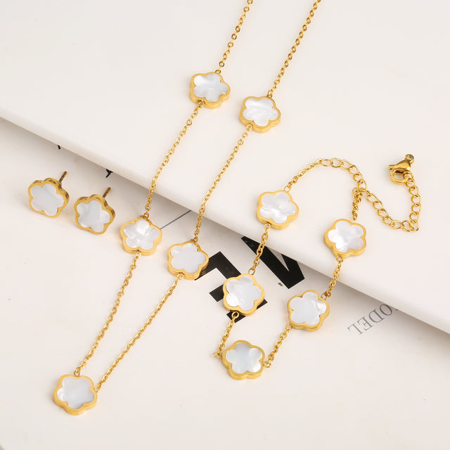 Conjunto Pulsera+Collar+Aretes Trébol