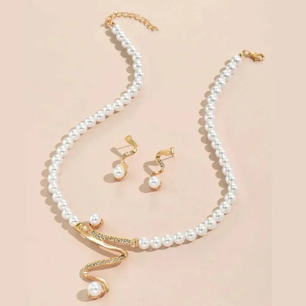 Conjunto de regalo de perlas naturales: collar y aretes