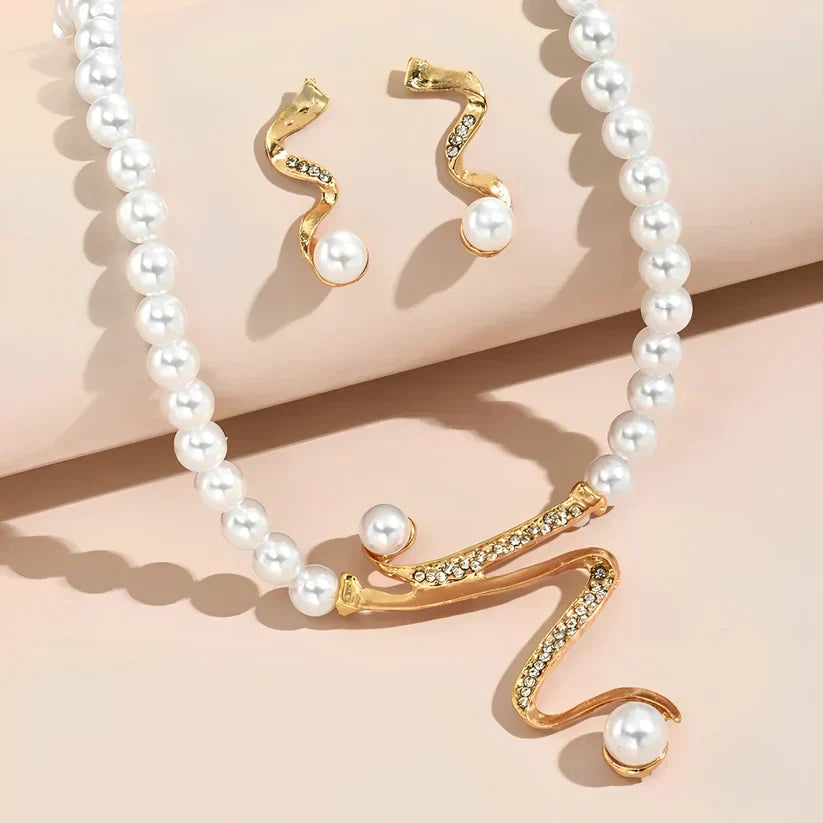 Conjunto de regalo de perlas naturales: collar y aretes