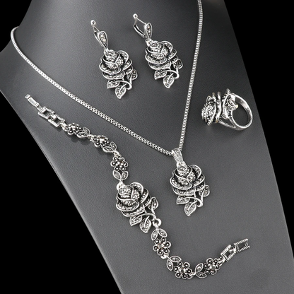 Conjunto elegante de plata con zirconia