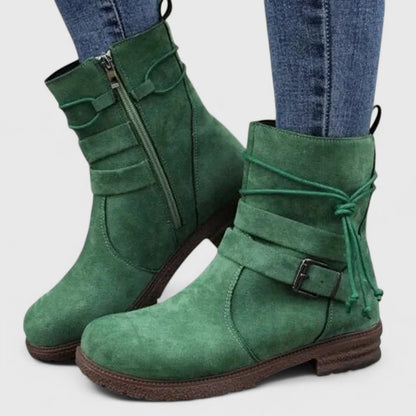 Milica | Černé kotníkové boty v semišovém vzhledu se střapci