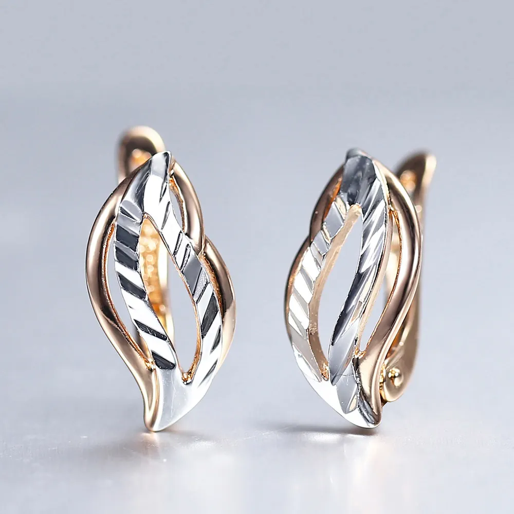 Joyería Elegante en Oro y Plata