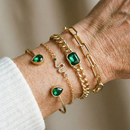 Pulsera con cristales verdes