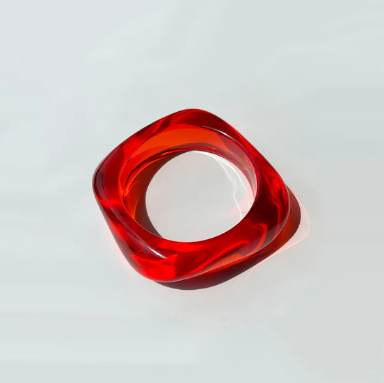 Pulsera cuadrada de acrílico colorido