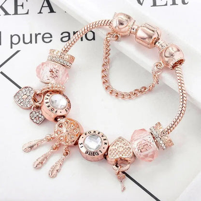 Pulsera de atrapasueños rosa con colgantes de plata