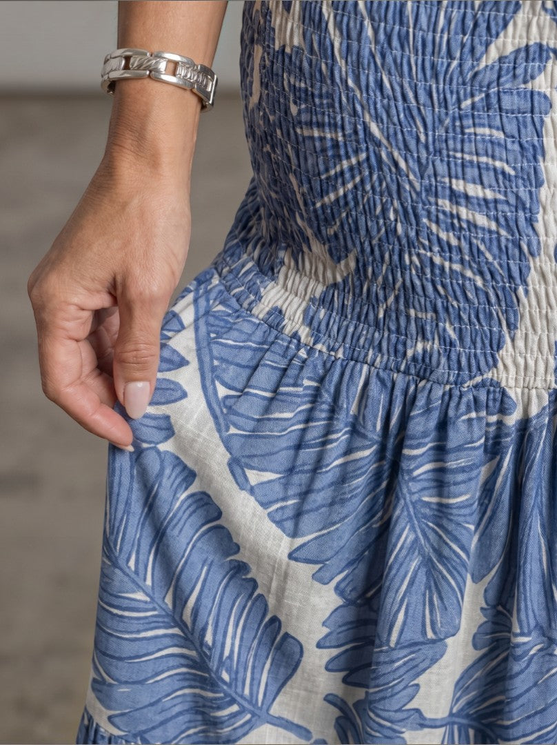 Mariana Conjunto de dos piezas con hojas en azul