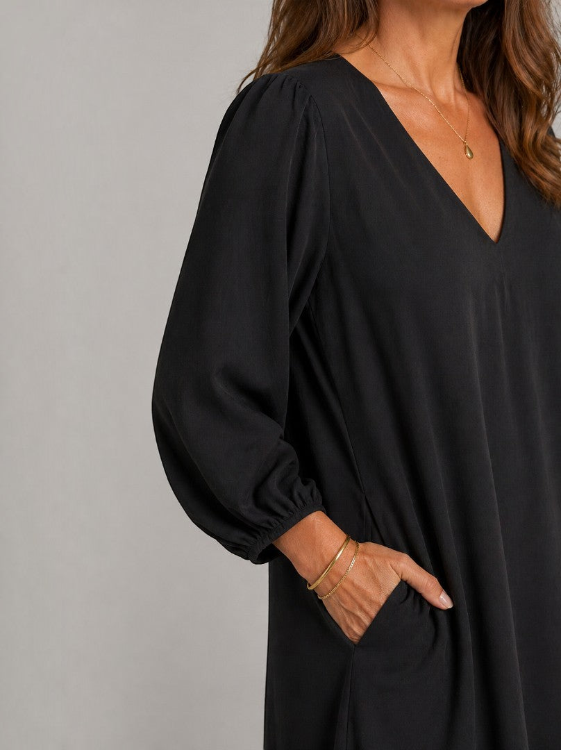 Blanca Vestido largo en negro de manga larga