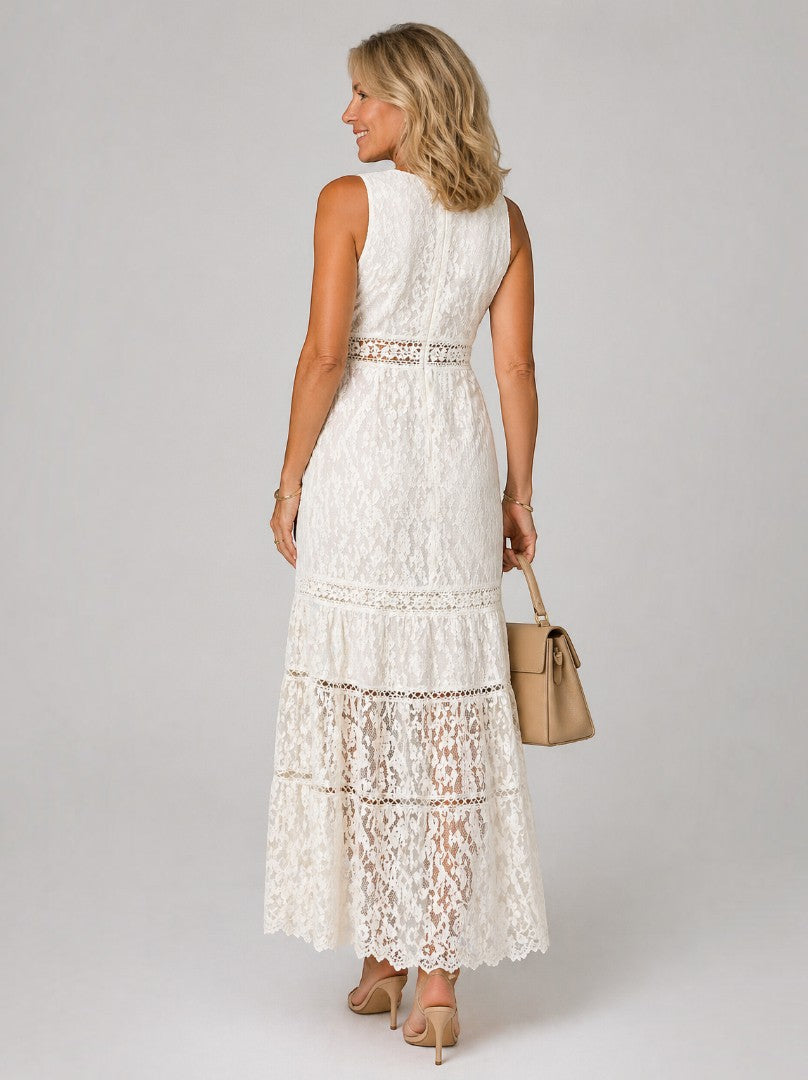 Citlali Vestido largo en crema con encaje